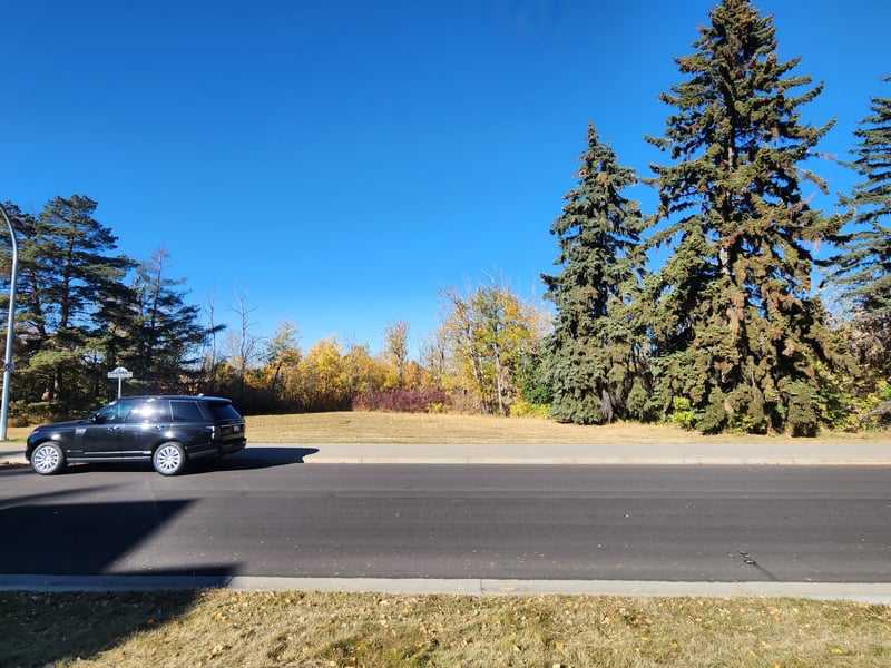 Luxury estate at 9019 Saskatchewan Drive Northwest, Edmonton, AB — photo 5