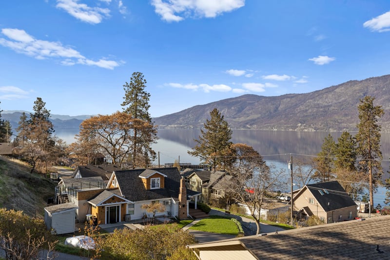 Luxury estate at 10989 Maddock Avenue, Lake Country, BC — photo 14