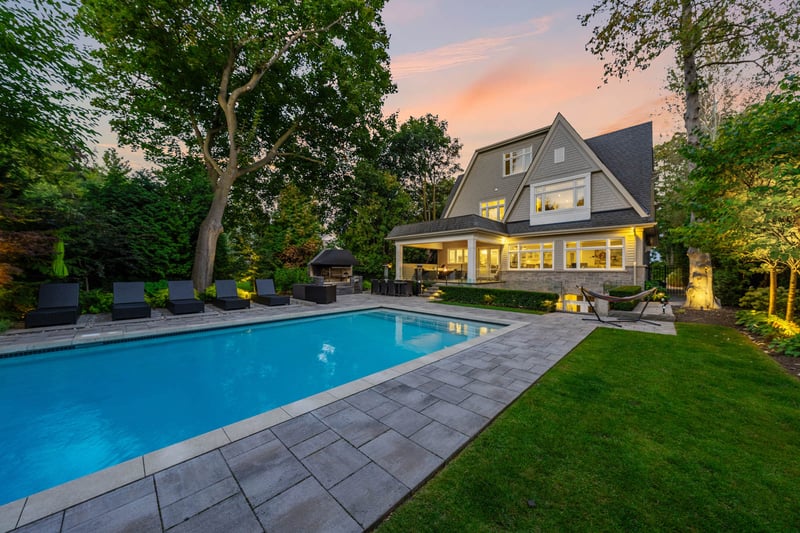 Luxury estate at 3087 Lakeshore Road, Burlington, ON — photo 41