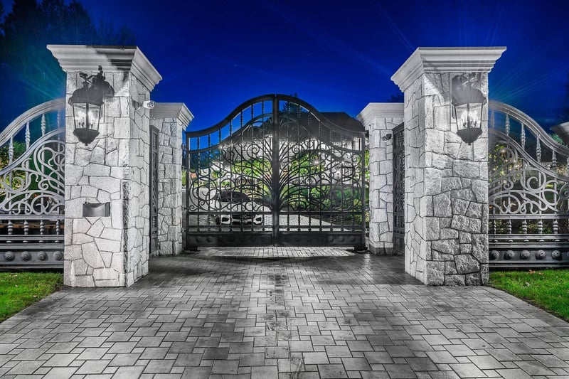 Luxury estate at 13283 56 Avenue, Surrey, BC — photo 11