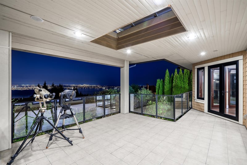 Luxury estate at 2336 Kadlec Court, West Vancouver, BC — photo 3
