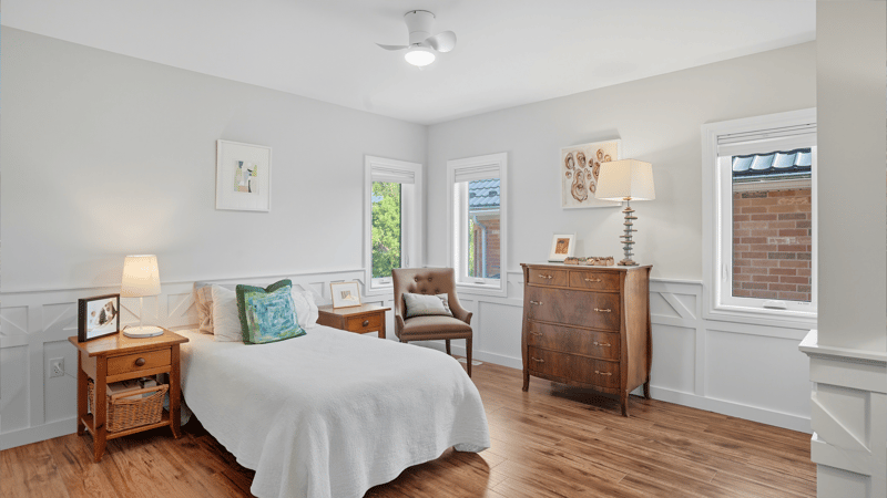 Luxury estate at 47 Livingstone Drive, Hamilton, ON — photo 16