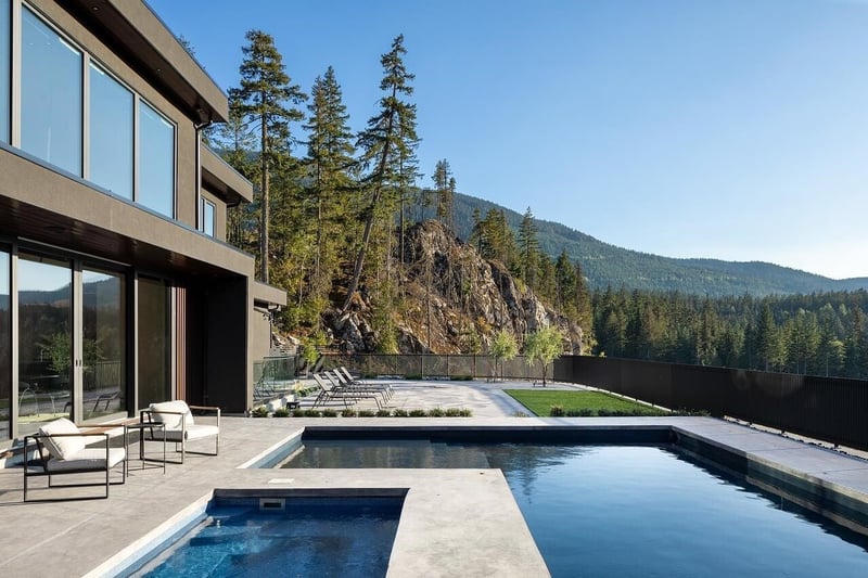 Luxury estate at 9228 Wedgemount Plateau Drive, Squamish-Lillooet, BC — photo 11