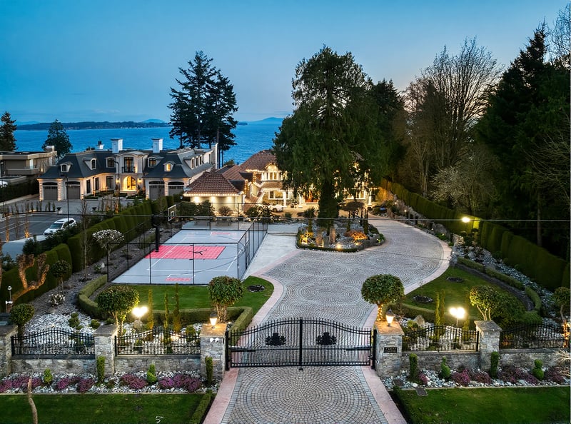 Luxury estate at 13822 Marine Drive, White Rock, BC — photo 2