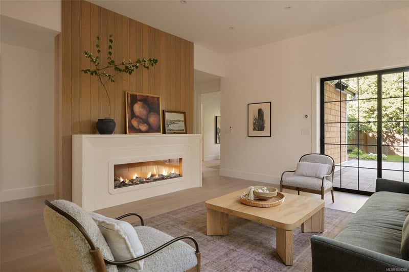 Luxury estate at 587 Oliver Street, Victoria, BC — photo 12