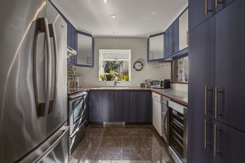 Luxury estate at 37 Rue du Roitelet, Orford, QC — photo 11