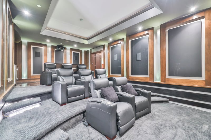 Luxury estate at 1500 Watersedge Road, Mississauga, ON — photo 35