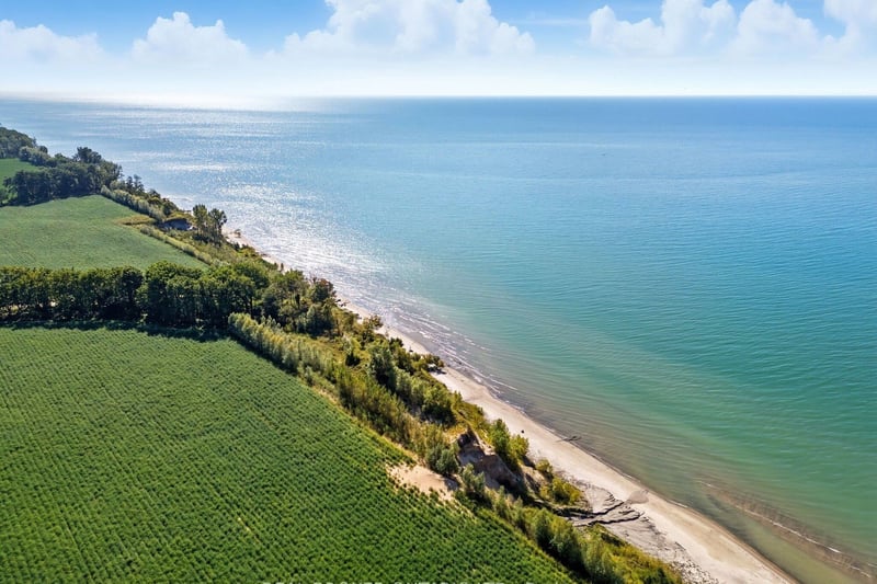 Luxury estate at 115 Lakeshore Road, Port Burwell, ON — photo 7