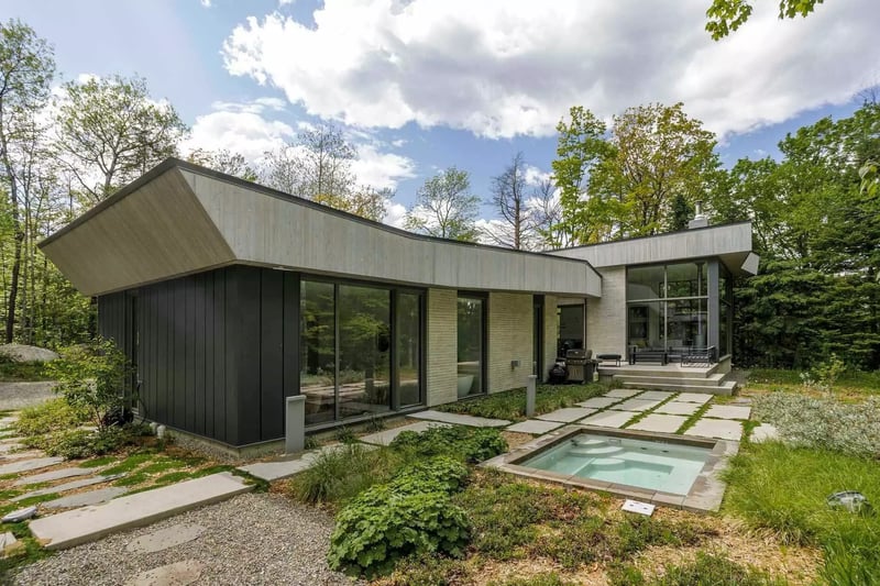 Luxury estate at 15 Chemin du Hibou, Eastman, QC — photo 43
