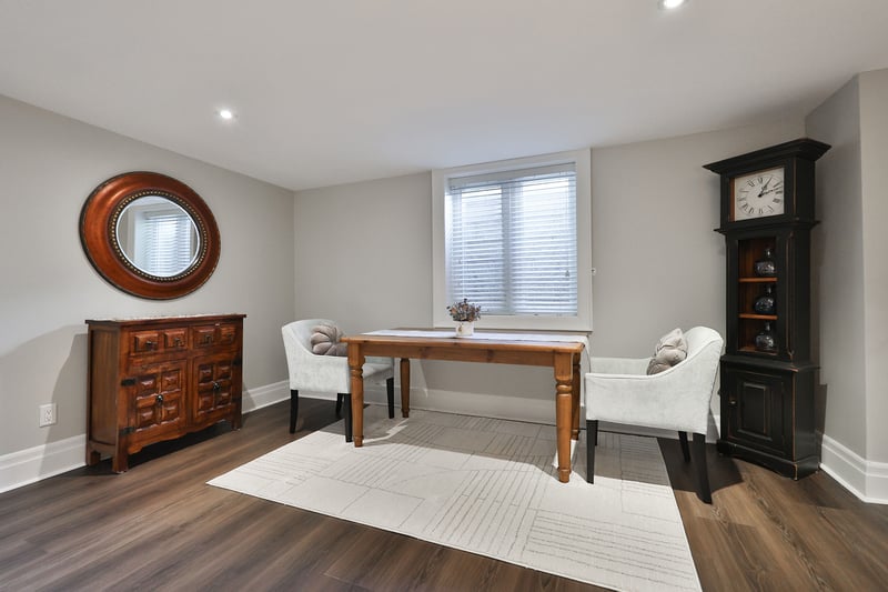 Luxury estate at 80 Oakes Drive, Mississauga, ON — photo 27