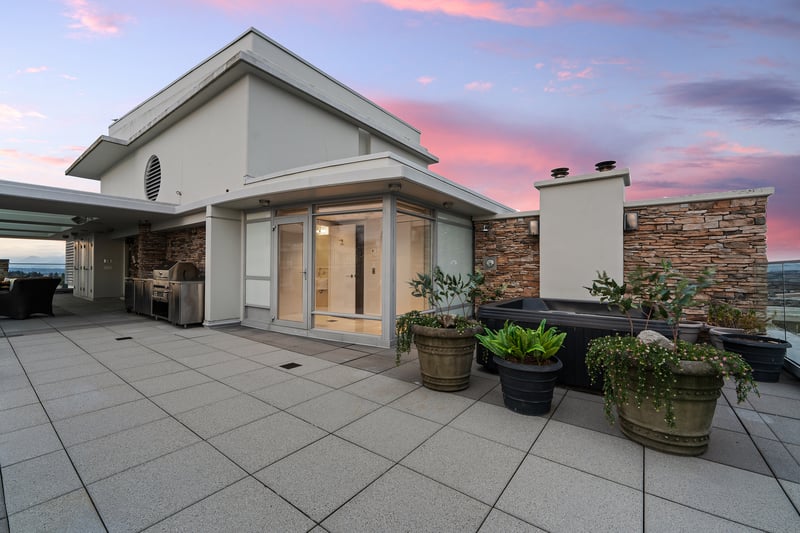 Luxury estate at PH2 1473 Johnston Road, White Rock, BC — photo 29