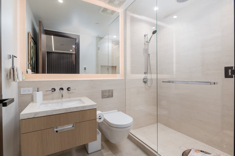 Luxury estate at 1355 Bellevue Avenue #206, West Vancouver, BC — photo 6