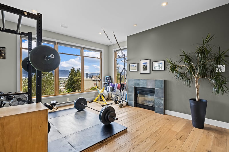 Luxury estate at 837 Mount Royal Drive, Kelowna, BC — photo 16