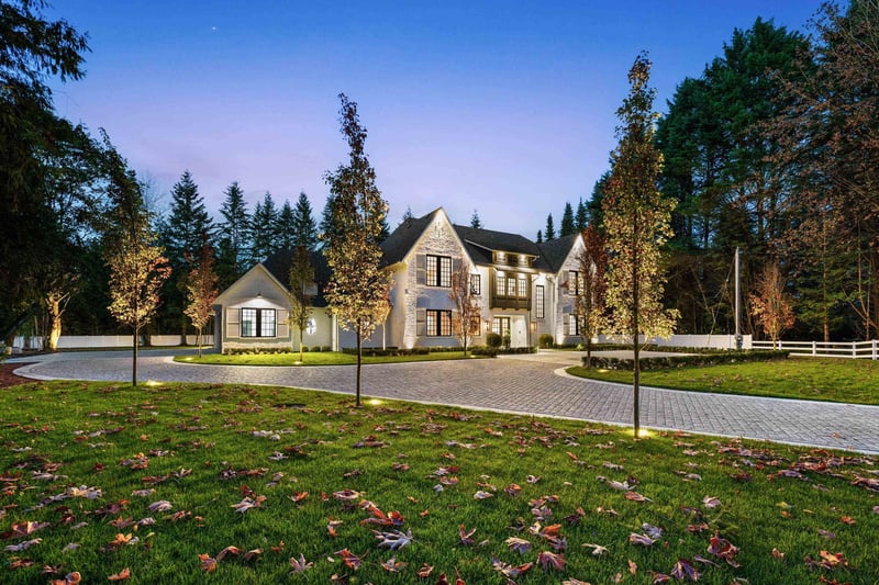 Luxury estate at 24255 54 Avenue, Langley Township, BC — photo 2