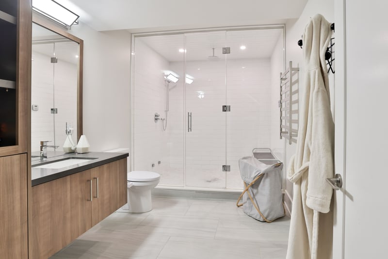 Luxury estate at 1102 Crestview Street, Oakville, ON — photo 39