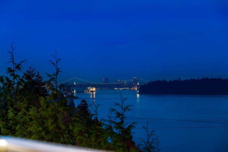 Luxury estate at 449 Hillcrest Street, West Vancouver, BC — photo 5