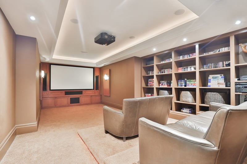 Luxury estate at 1093 Algonquin Drive, Mississauga, ON — photo 35