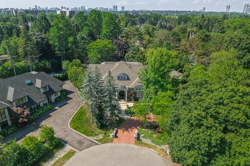 Luxury estate at 9 Seinecliffe Road, Markham, ON — photo 7