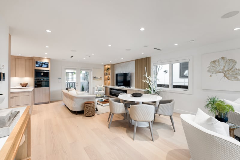 Luxury estate at 806 Montroyal Boulevard, North Vancouver, BC — photo 10