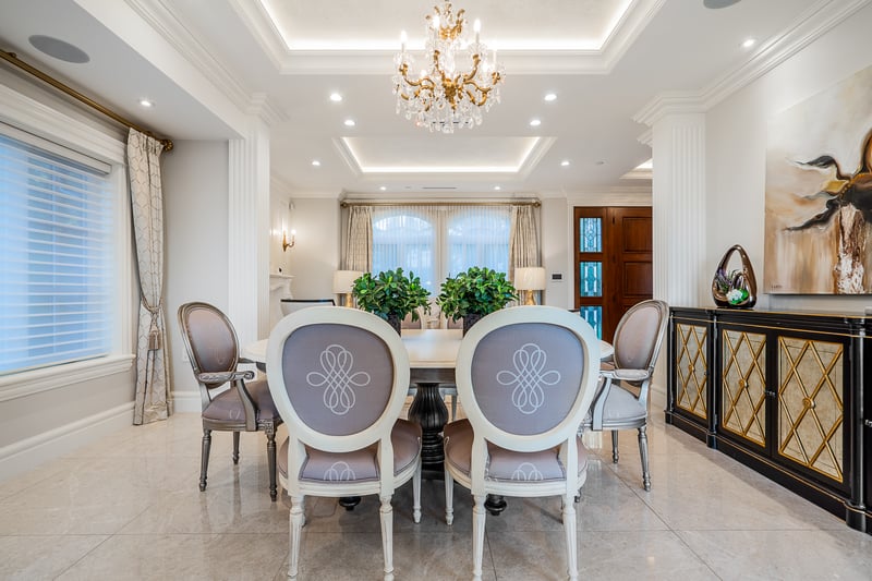 Luxury estate at 2478 Crown Street, Vancouver, BC — photo 8