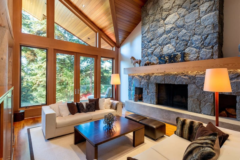 Luxury estate at 4673 Blackcomb Way, Whistler — photo 4