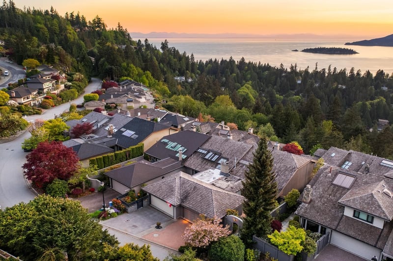 Luxury estate at 5360 Meadfeild Road, West Vancouver, BC — photo 33