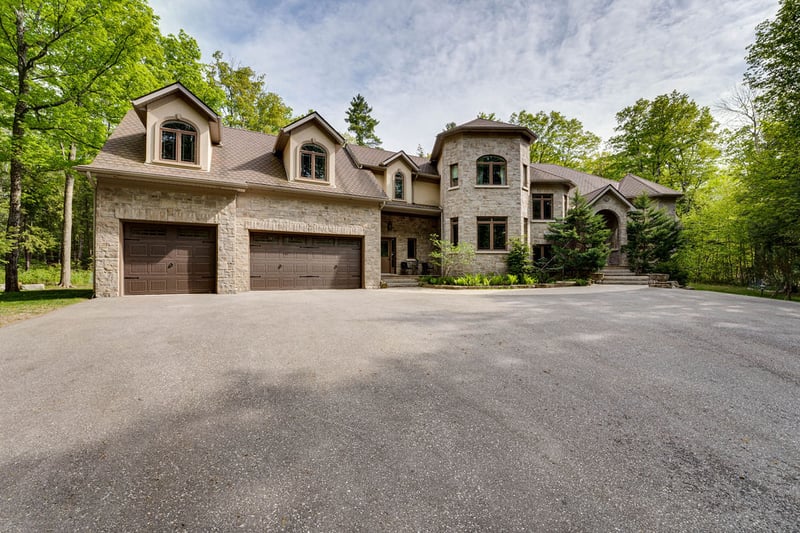 Luxury estate at 1105 Dalkab Crescent, Innisfil — photo 15
