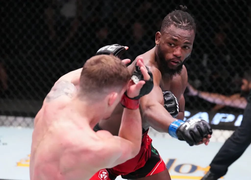 Manel Kape outclassing David Dvorak in his last performance. Credits to: Chris Unger - Zuffa LLC.