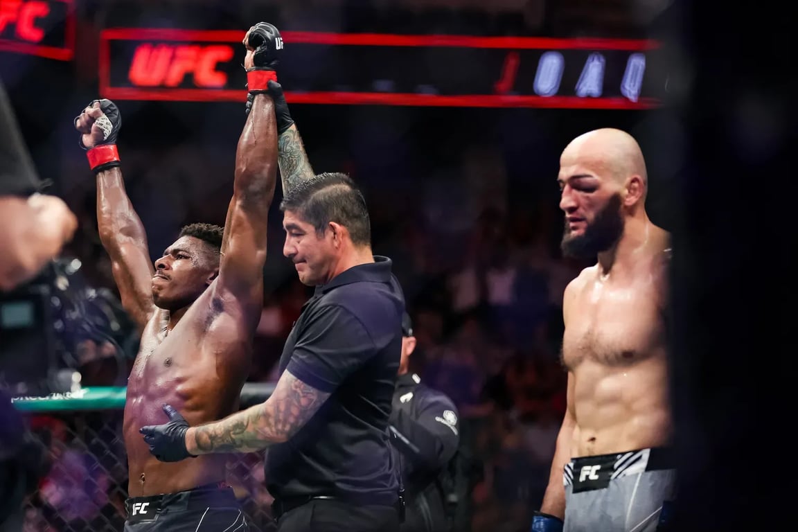 Buckley awarded stoppage victory. Credits to: Carmen Mandato/Getty Images. 