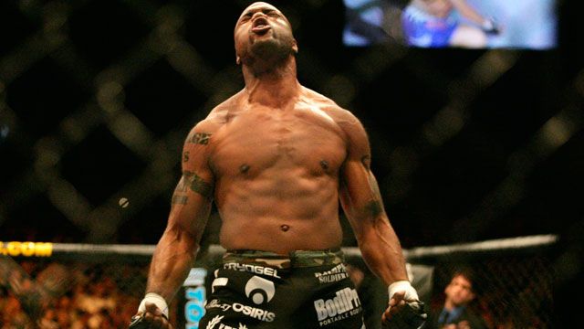 Rampage gives the crowd his howl of terror. Credits to: Zuffa LLC