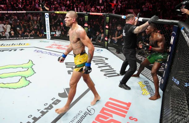 Alex Pereira walking off after defeating Israel Adesanya at UFC 281. Credits to: Jeff Bottari-Zuffa LLC.