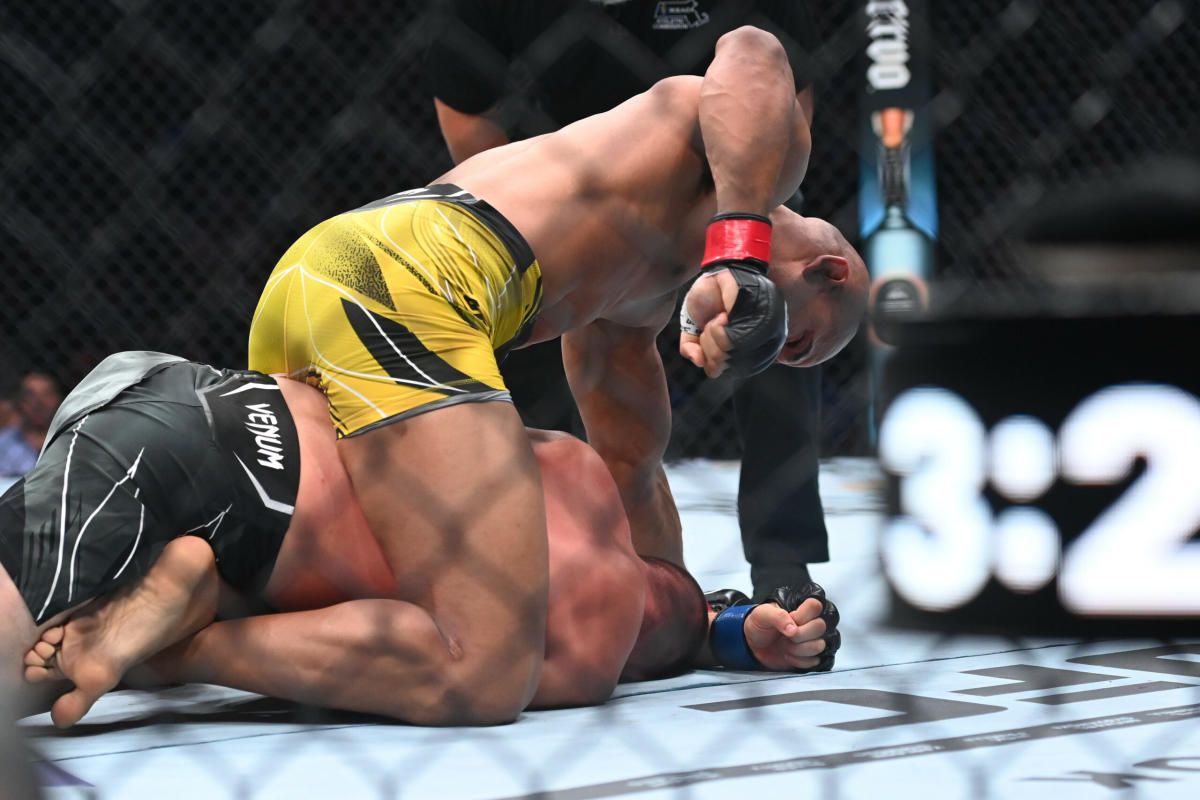 Gregory Rodrigues rains down ground and pound on Denis Tiuliulin. Credit: MMA Fighting.
