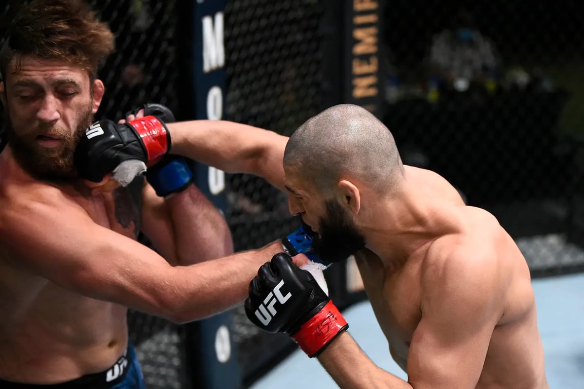 Khamzat Chimaev blasts Gerald Meerschaert with a right hand - Chris Unger/Getty Images