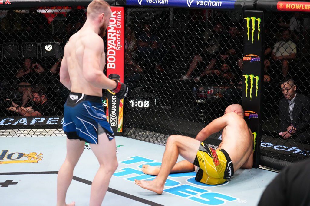 Joe Pyfer drops Alen Amedovski in the first round. Credits to: Chris Unger-Zuffa LLC