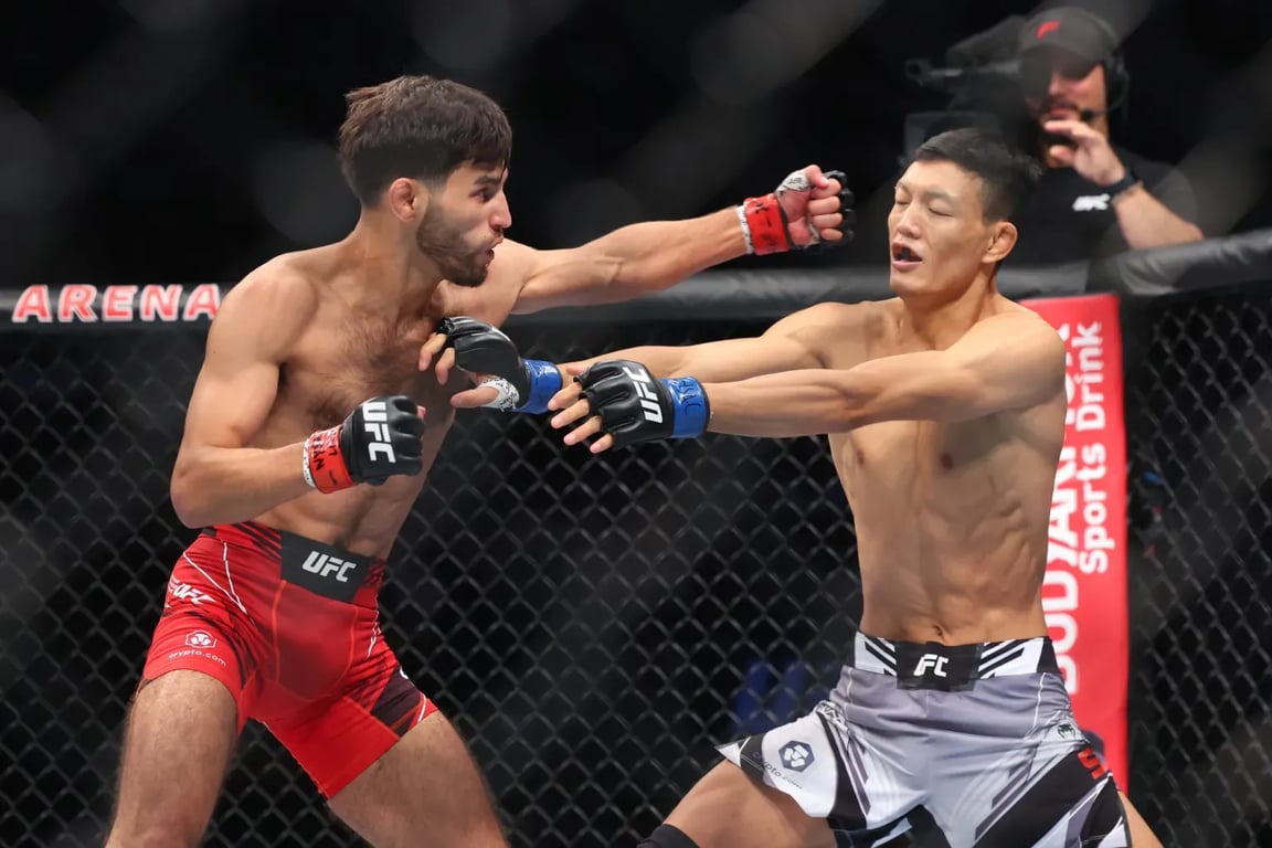 Matt Schnell in his Fight of The Night bout vs. Sumudaerji. Credits to: Ed Mulholland - USA TODAY Sports