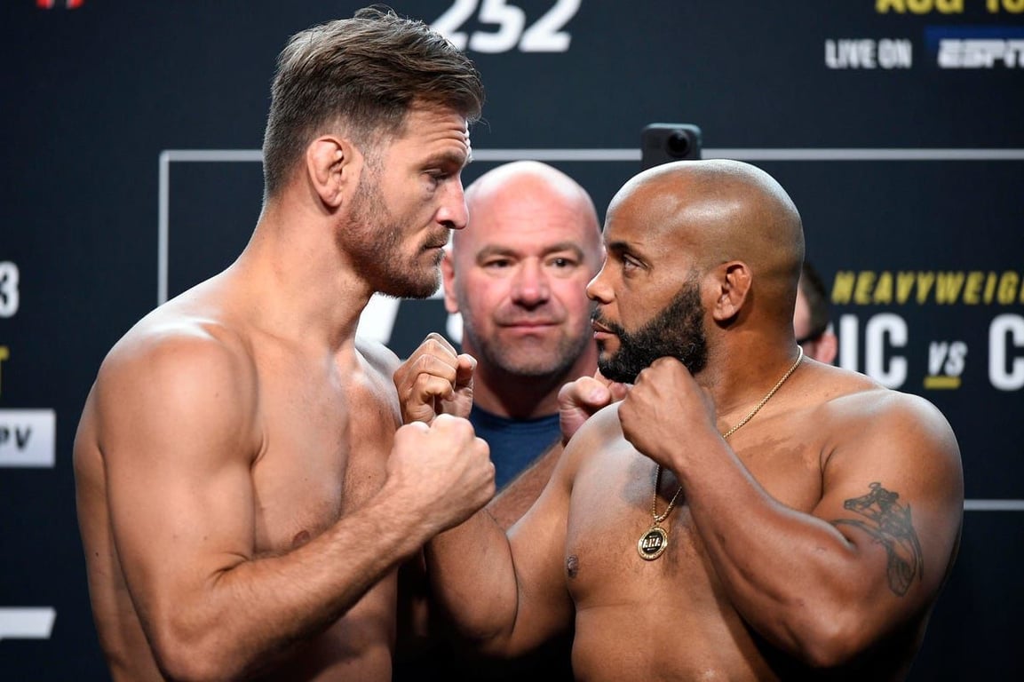 Stipe Miocic and Daniel Cormier face off before deciding the Heavyweight GOAT. Credits to: Zuffa LLC.