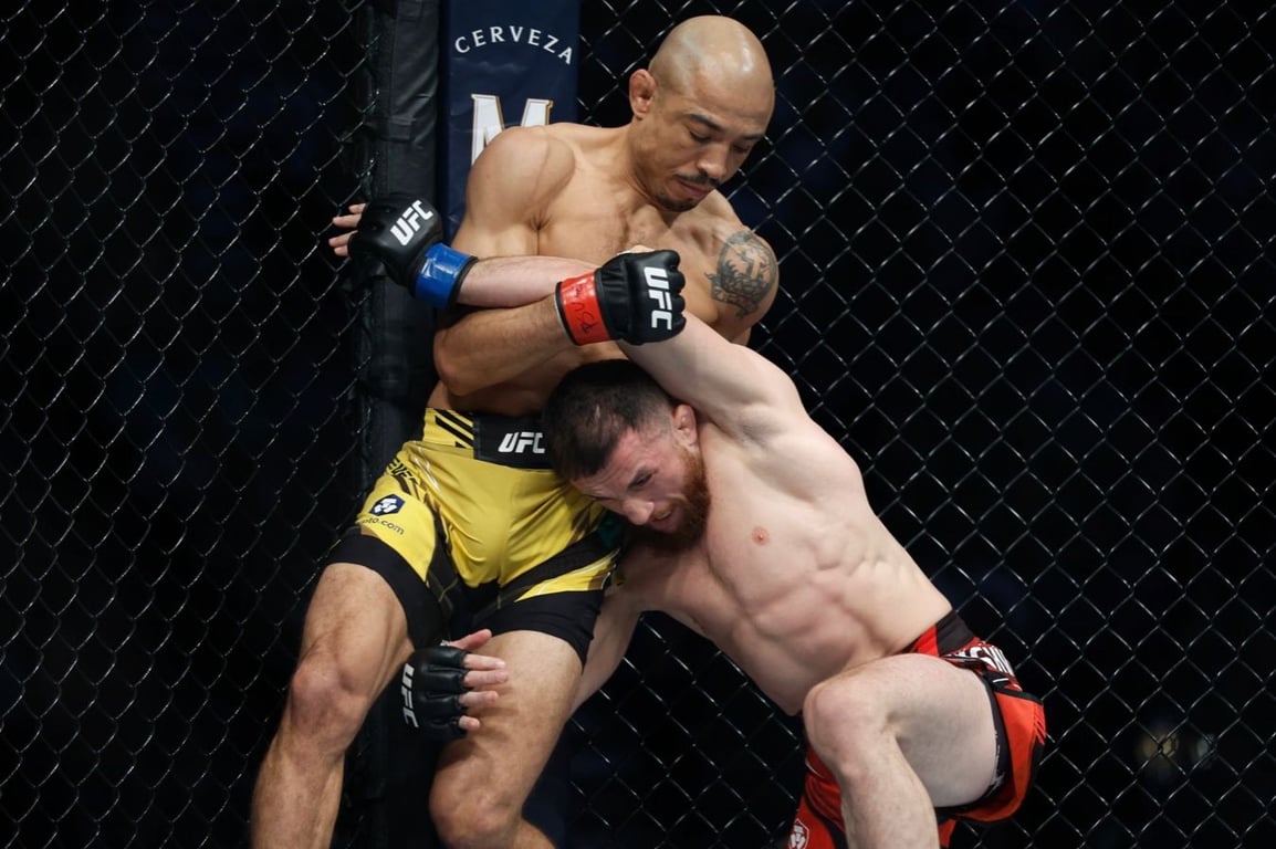 Merab Dvalishvilli looks to take down Jose Aldo. Credits to: Jeffrey Swinger USA-TODAY Sports