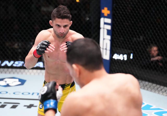 Allan Nascimento in his fight against Carlos Hernandez. Photo by Chris Unger, Zuffa LLC.