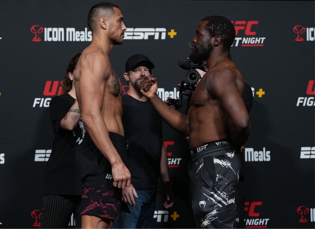 Light Heavyweights Carlos Ulberg and Tafon Nchukwi face off. Credits to: Jeff Bottari-Zuffa LLC