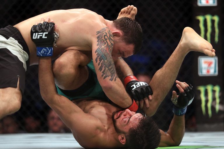 Frankie Edgar defeats Yair Rodriguez by doctor stoppage. Credit: Ronald Martinez - Zuffa LLC