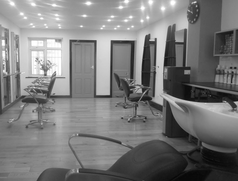 Siblings Afro Hair Design in Slough salonspy