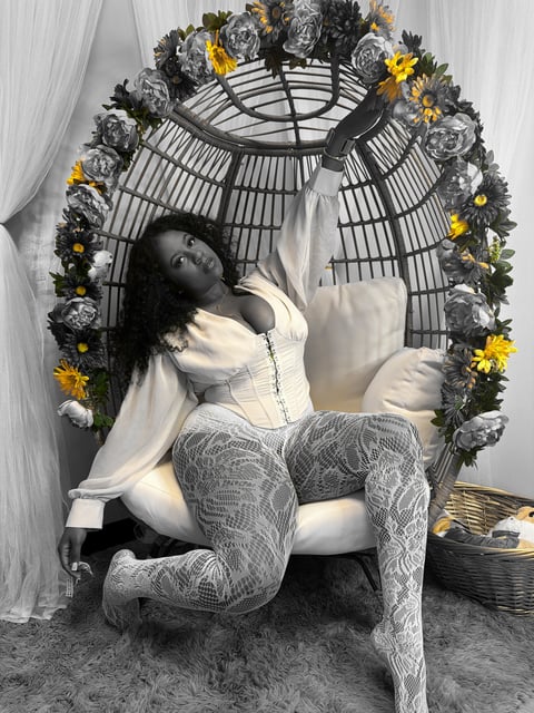 Sheree Thompson, editorial portrait