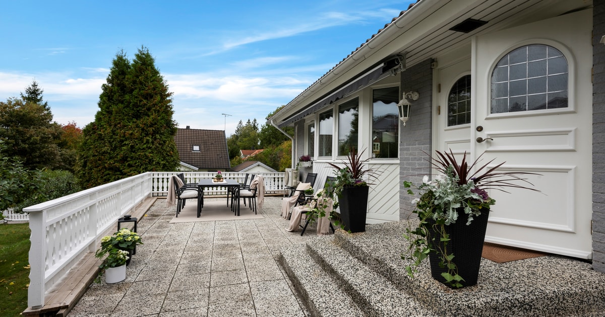 House, 6 rooms, 122 m² in Älta - Kolarängen
