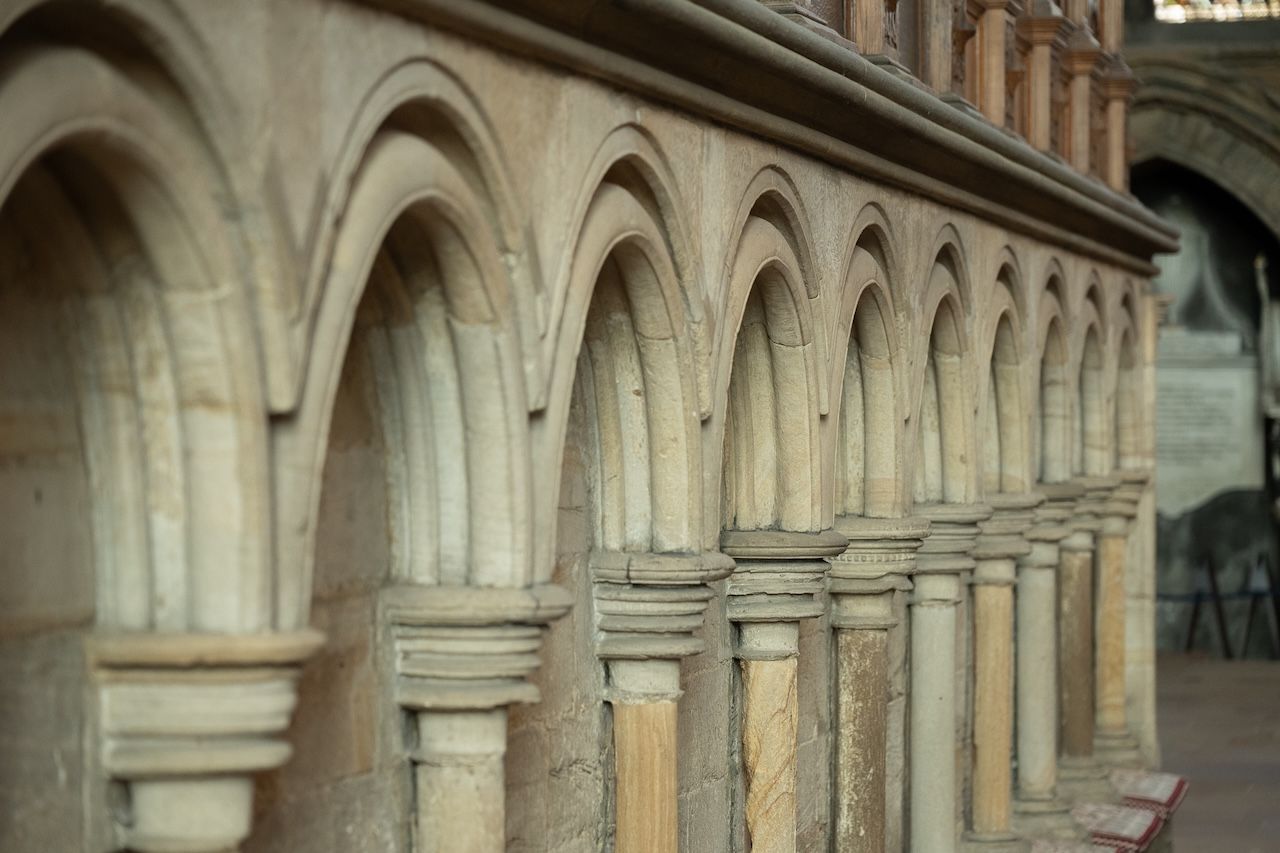 Blind arcade front lit (sun behind the camera)