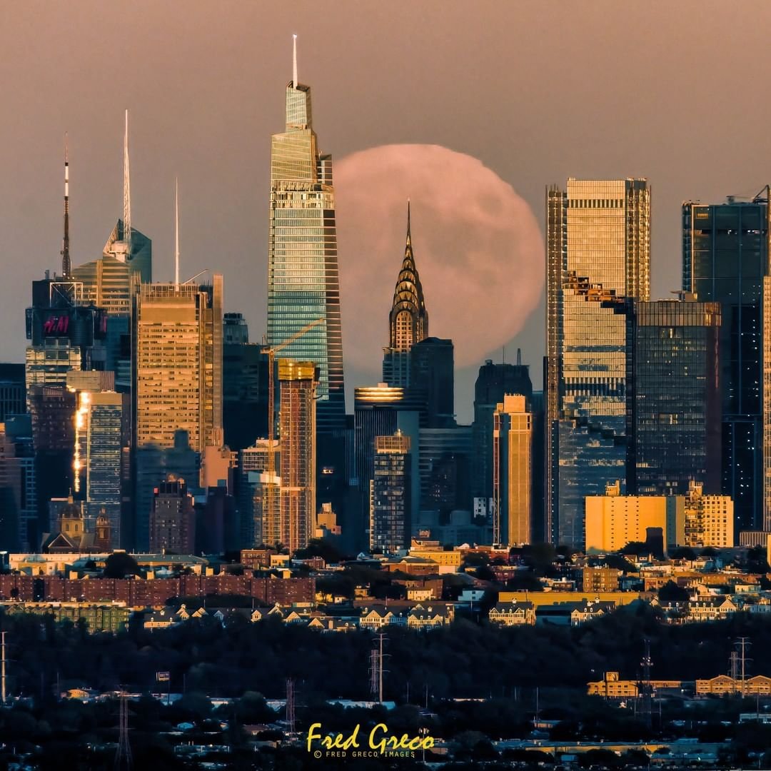 Moonrise over Manhattan