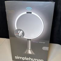simplehuman 8” Round LED Sensor Mirror with 5x and 10x Magnification 1