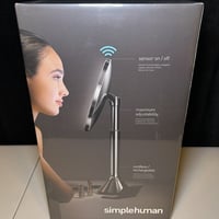 simplehuman 8” Round LED Sensor Mirror with 5x and 10x Magnification 3