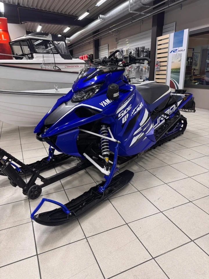 2018 Yamaha Sidewinder X-TX LE 141