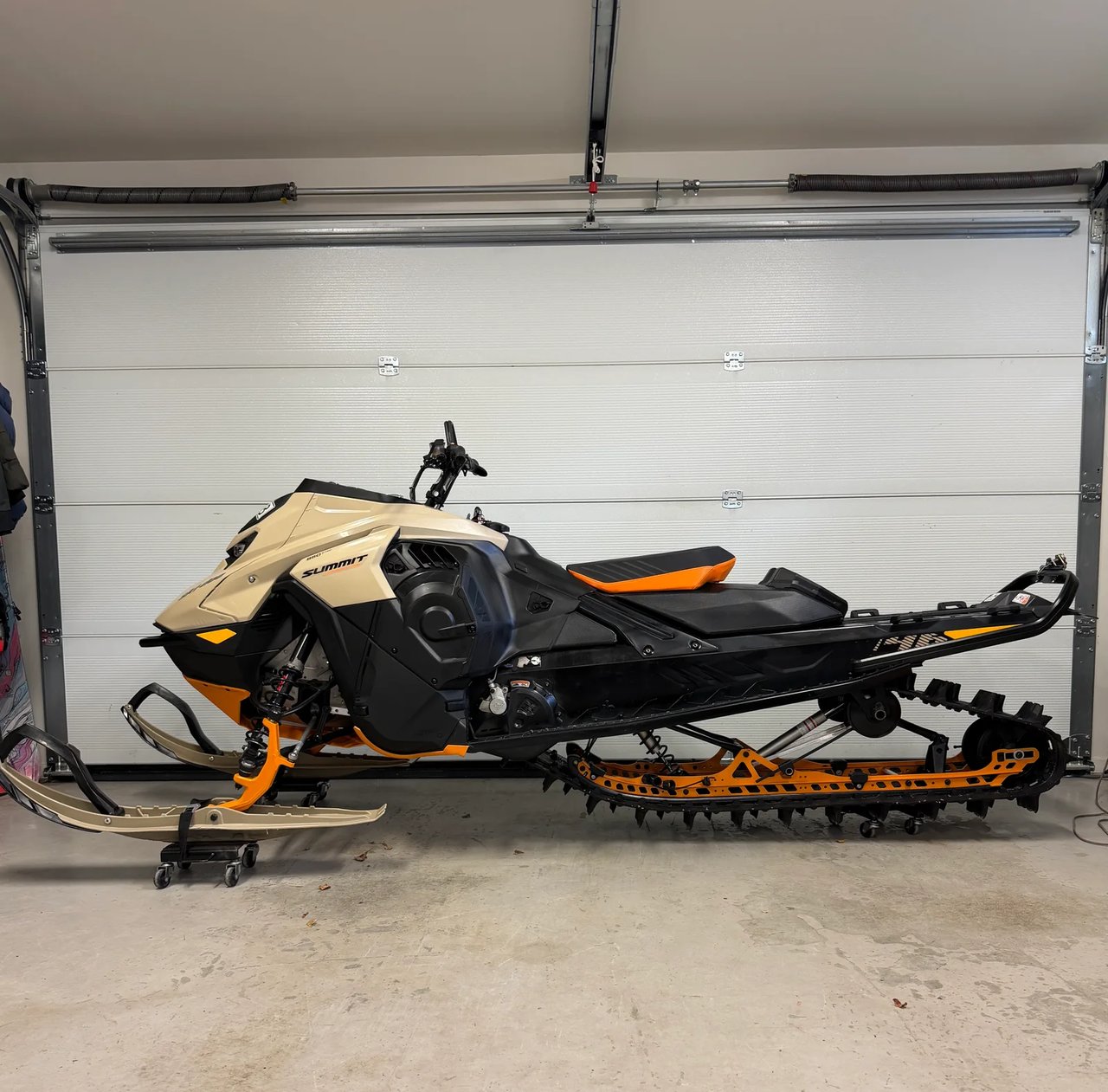 Ski-Doo Summit Summit Adrenaline Edge 850 E-Tec 146