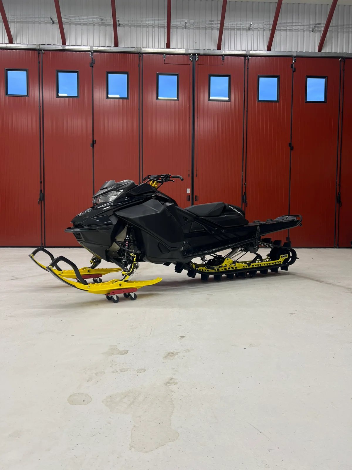 2017 Ski-Doo Summit X 850 E-Tec 154